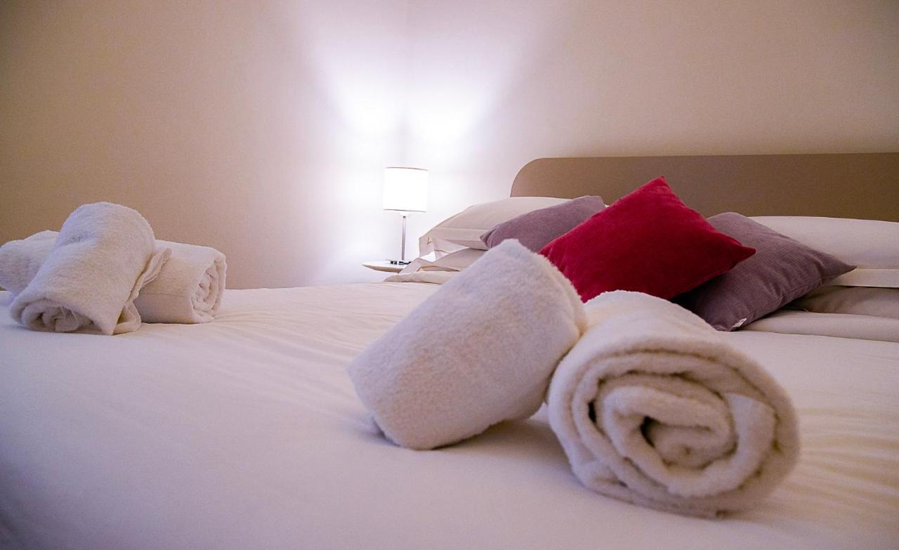 Acacia Firenze - Avocado Apartment ภายนอก รูปภาพ